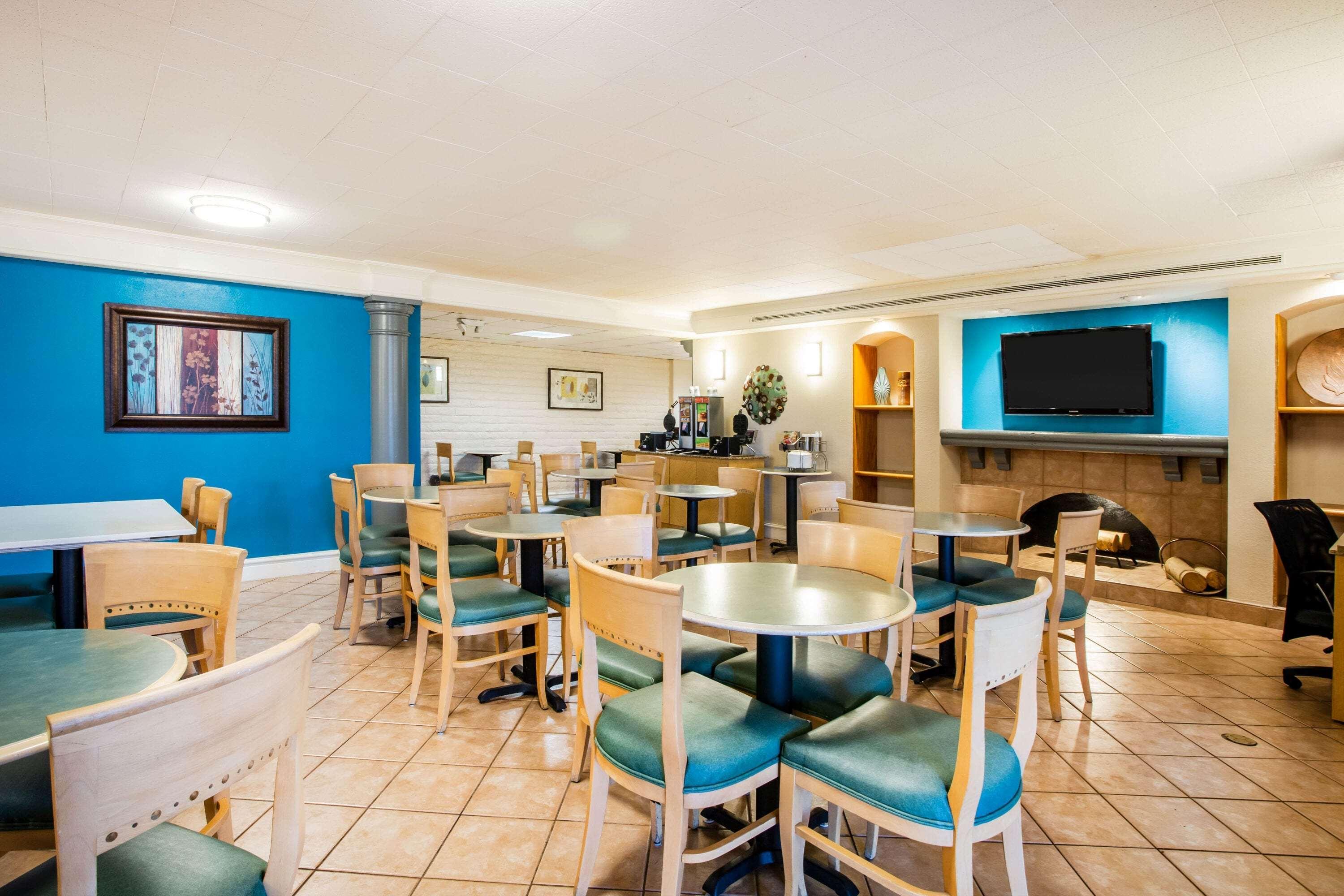 La Quinta Inn By Wyndham Norfolk Virginia Beach Eksteriør bilde